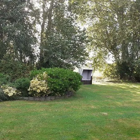 Apartment Op-england-i-mit-terrasse-grossem-garten Nordstrand