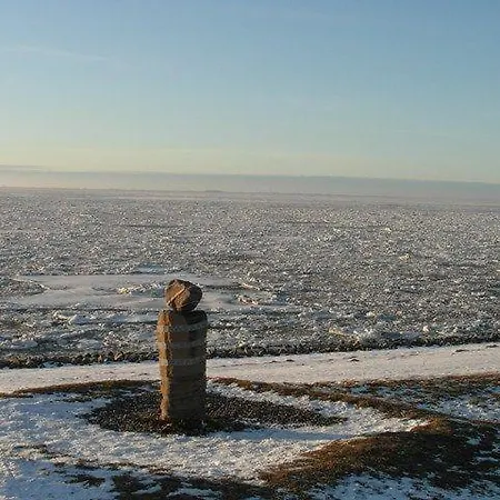 Apartament Op-england-i-mit-terrasse-grossem-garten *